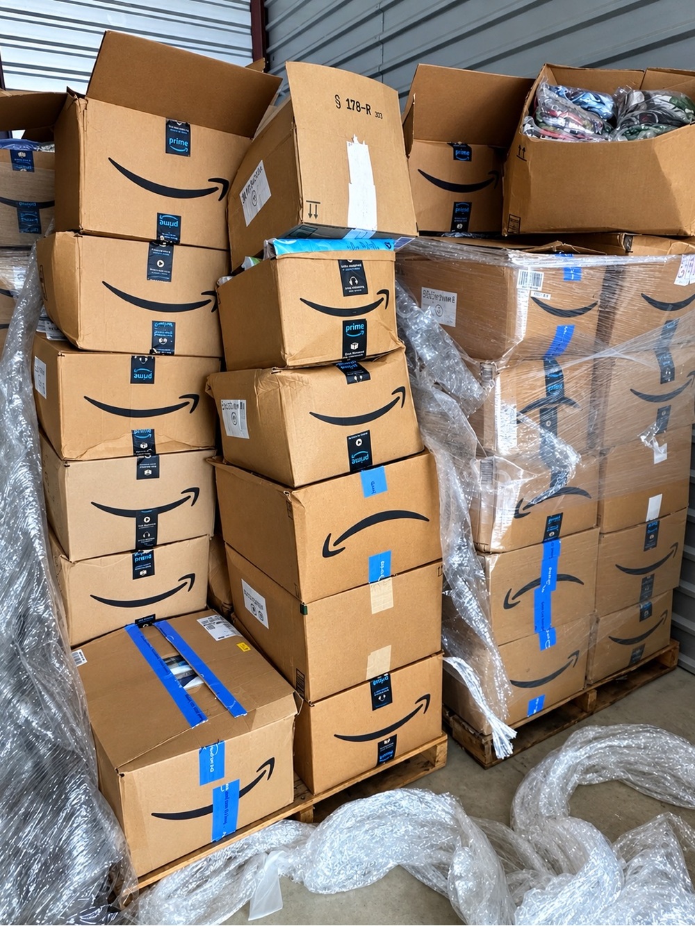 15+ items AMAZON Mystery Box General Merchandise Fun Liquidations New Items
